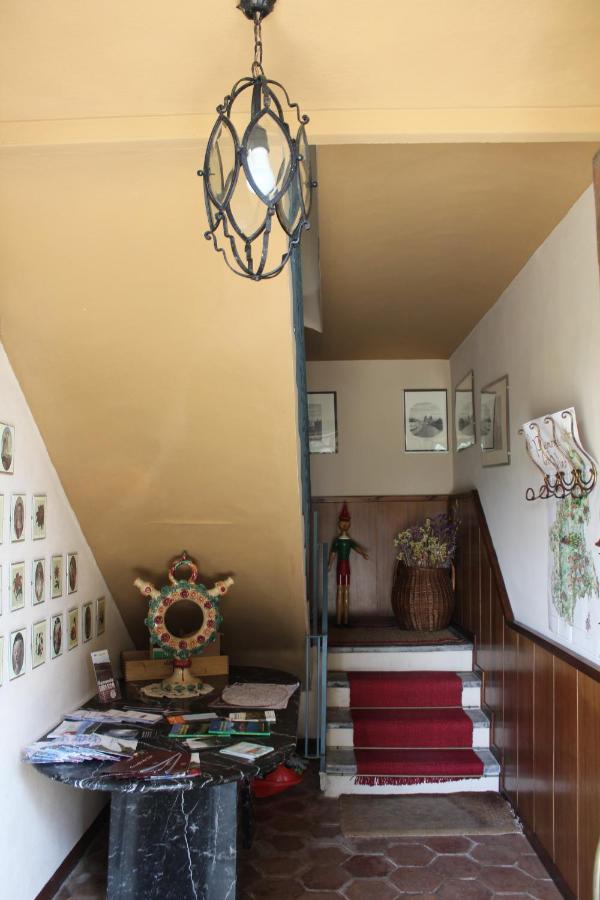 Agriturismo La Rovere Cossano Belbo Bagian luar foto