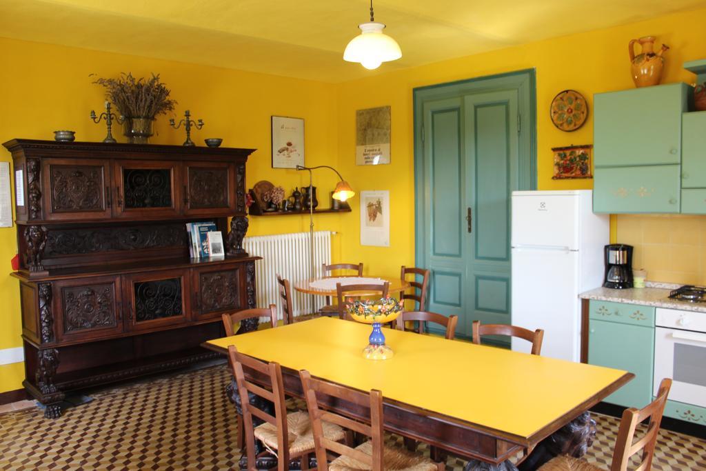 Agriturismo La Rovere Cossano Belbo Bagian luar foto
